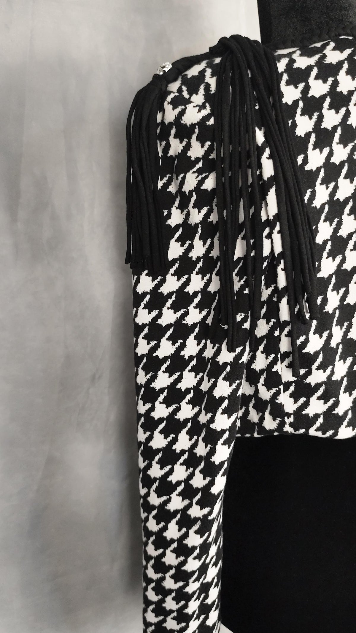 Houndstooth Bolero with Skulls