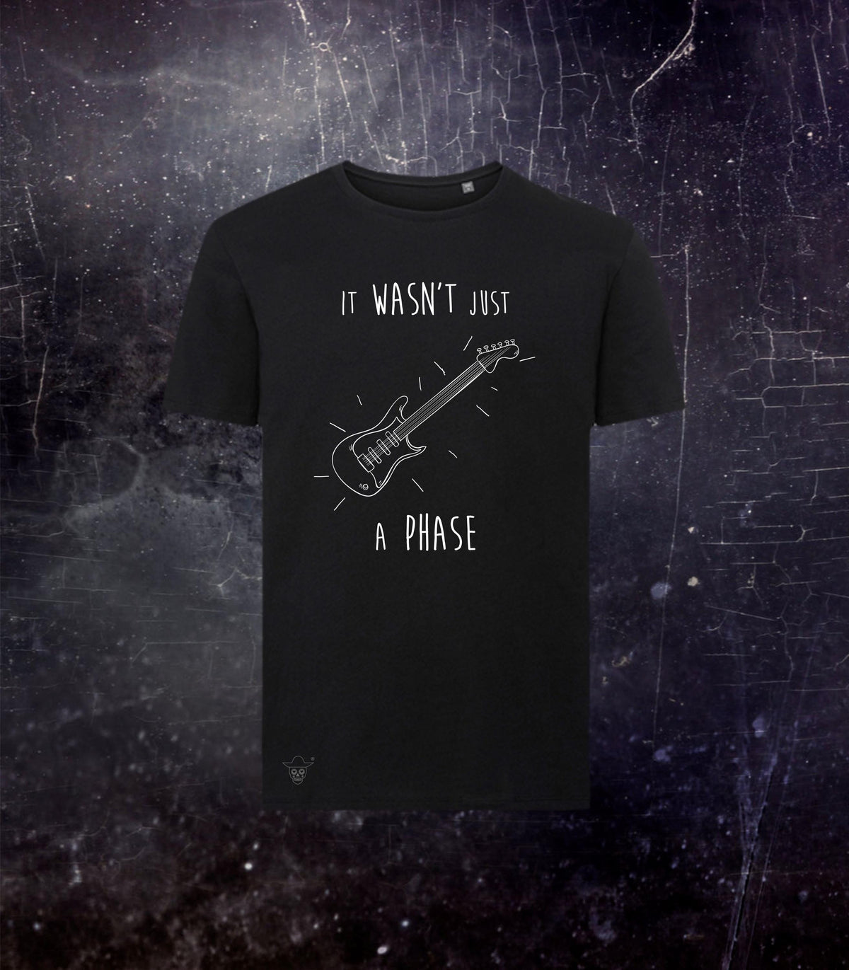 T-shirt Preta "Guitar is Not A Phase", Presente Perfeito para Guitarristas, Camisa Confortável de Algodão Orgânico de Manga Curta com Estampa de Doodle de Guitarra